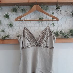 Embordried linen Tank top